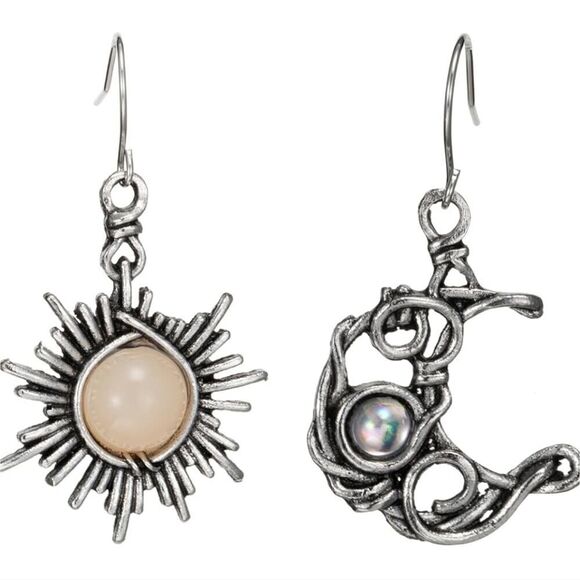 Elegant Vintage Style Sun and Moon Earrings Symbolic Harmony Boho Chic Handmade - Picture 9 of 9